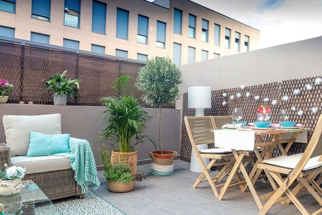 Foto 2 de Piso en alquiler en Los Hueros de 2 habitaciones con terraza y piscina