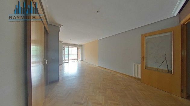Foto 2 de Piso en venta en Norte de 3 habitaciones y 145 m²