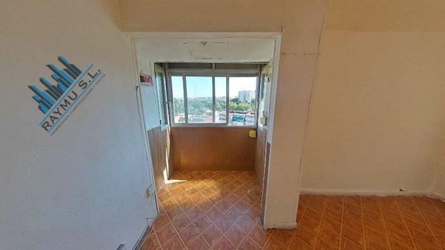 Foto 1 de Venta de piso en Simancas de 2 habitaciones con ascensor