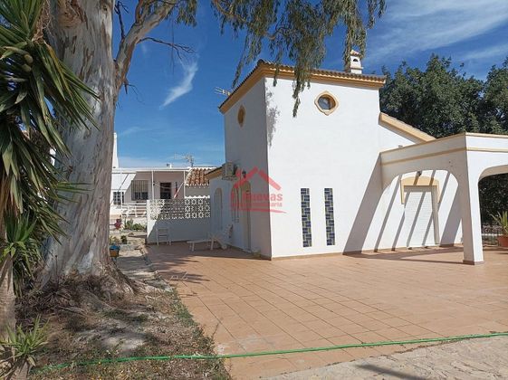 Foto 2 de Casa rural en venta en Benajarafe – Almayate de 1 habitación con terraza y garaje