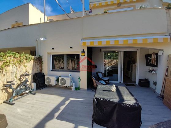 Foto 1 de Pis en venda a Centro - Vélez-Málaga de 3 habitacions amb terrassa i piscina