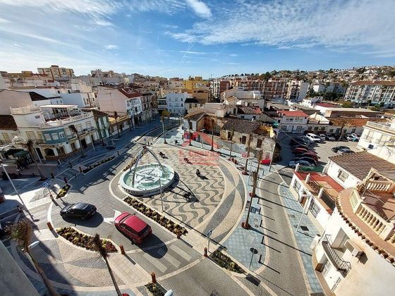 Foto 1 de Ático en venta en Centro - Vélez-Málaga de 2 habitaciones con terraza y jardín