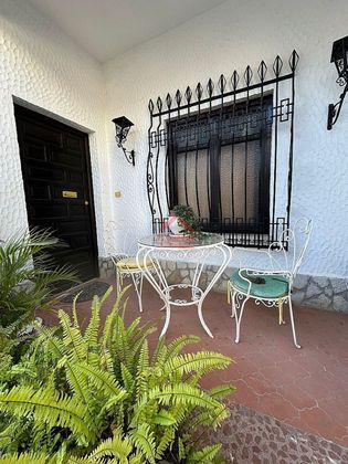 Foto 1 de Venta de casa en Camino Algarrobo - Las Arenas de 4 habitaciones con terraza y piscina