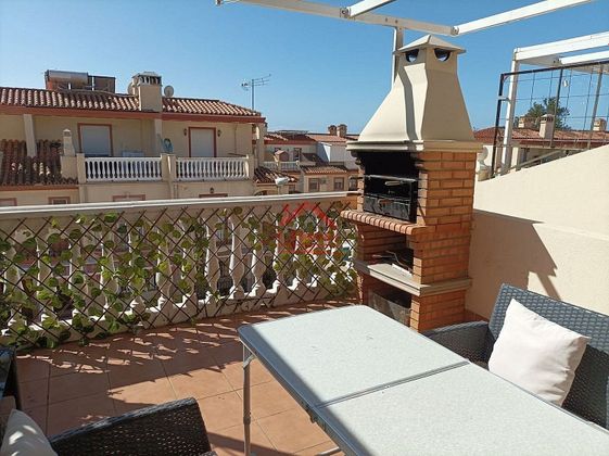 Foto 1 de Casa en venta en Benajarafe – Almayate de 5 habitaciones con terraza y piscina