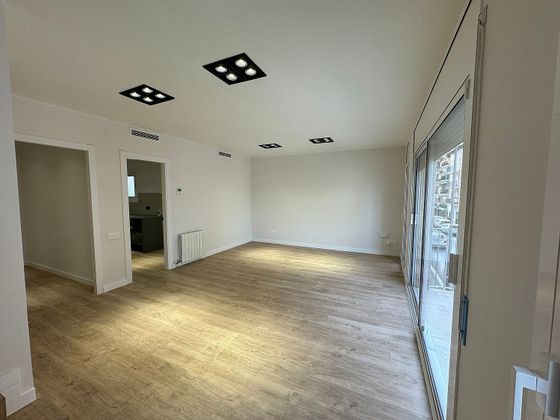 Foto 2 de Casa en venta en L'Hostal - Lledoner de 4 habitaciones con terraza y garaje