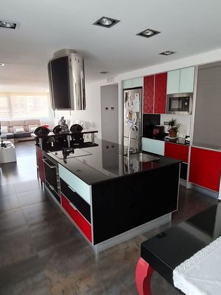 Foto 1 de Alquiler de piso en Centro - Murcia de 2 habitaciones con garaje y muebles