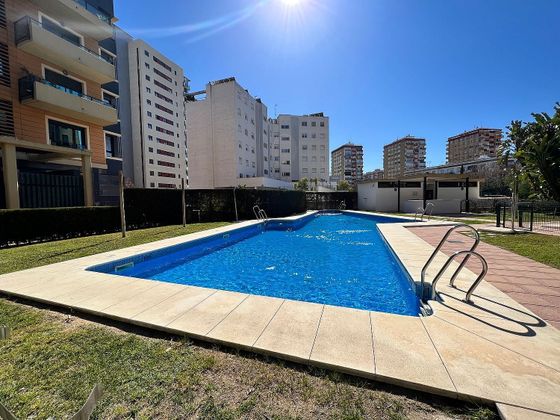 Foto 1 de Venta de piso en Pedro Salvador - Las Palmeritas de 3 habitaciones con terraza y piscina