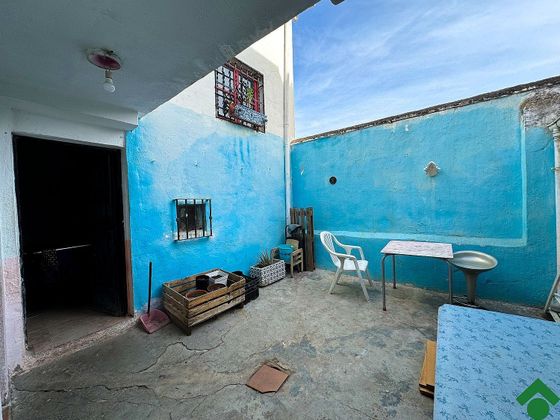 Foto 1 de Casa adossada en venda a Pajaritos - Plaza de Toros de 4 habitacions amb garatge i jardí