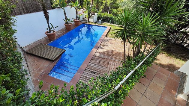 Foto 2 de Xalet en lloguer a Bellamar de 6 habitacions amb terrassa i piscina
