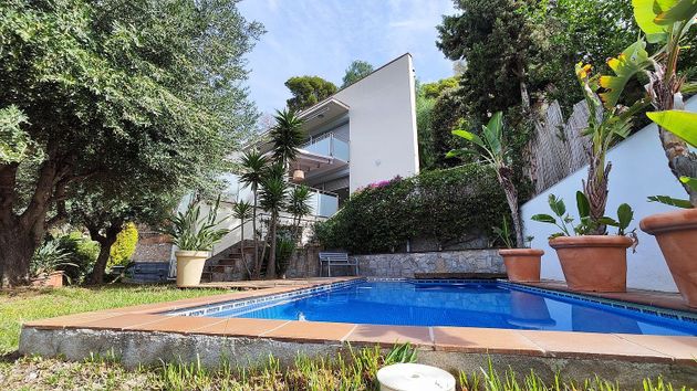 Foto 1 de Xalet en lloguer a Bellamar de 6 habitacions amb terrassa i piscina