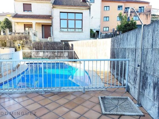 Foto 1 de Xalet en venda a Campo Lameiro de 4 habitacions amb piscina i garatge