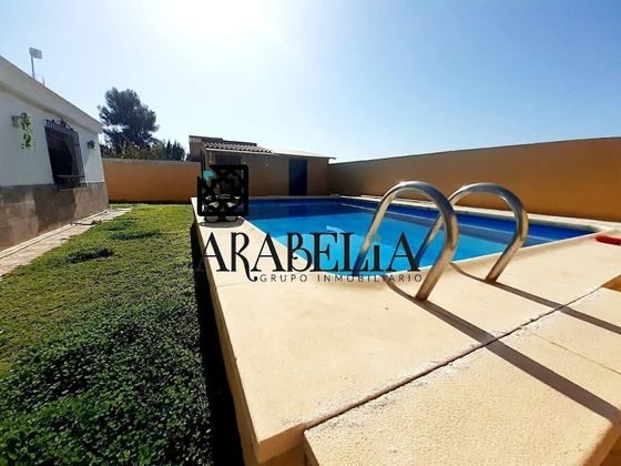 Foto 1 de Casa rural en venda a Alcolea de 4 habitacions amb piscina i jardí
