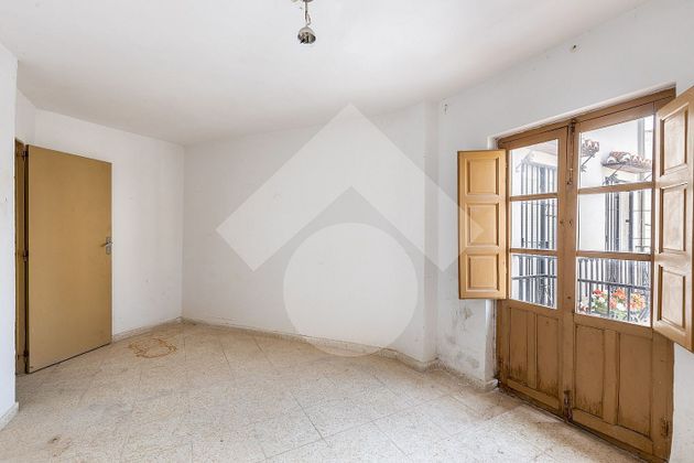 Foto 2 de Casa en venda a Huétor de Santillán de 5 habitacions amb terrassa i balcó