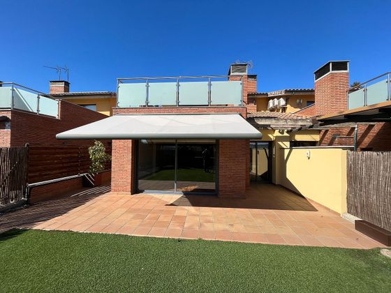 Foto 2 de Casa en venda a Manlleu de 3 habitacions amb terrassa i garatge