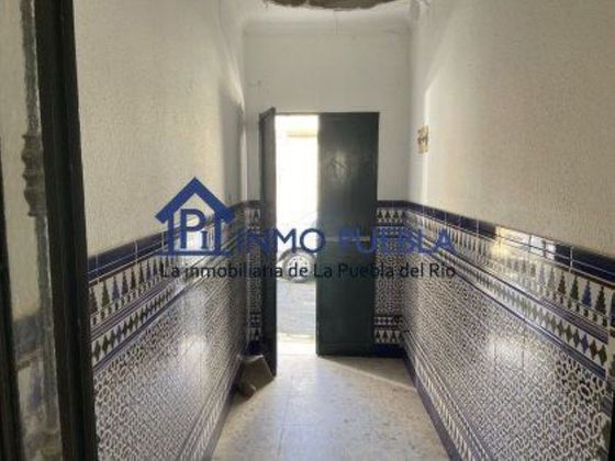 Foto 2 de Casa en venda a Puebla del Río (La) de 3 habitacions i 100 m²
