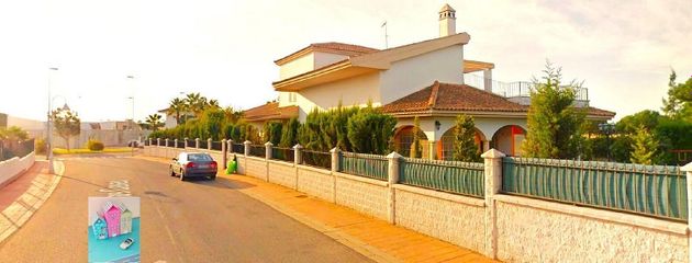 Foto 2 de Venta de chalet en Cartaya de 7 habitaciones con terraza y piscina