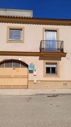 Foto 1 de Xalet en venda a Villaverde del Río de 3 habitacions amb terrassa i piscina