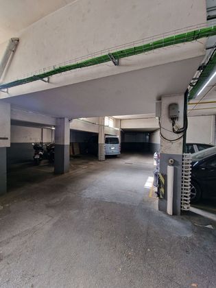 Foto 2 de Garatge en venda a avenida De Vallcarca de 10 m²