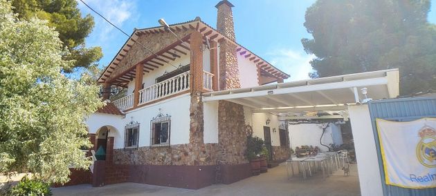 Foto 2 de Casa en venda a Puerto Lápice de 3 habitacions amb terrassa i piscina