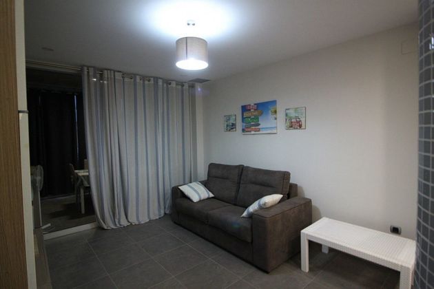 Foto 2 de Venta de piso en avenida Plana Baixa de 1 habitación con terraza y aire acondicionado