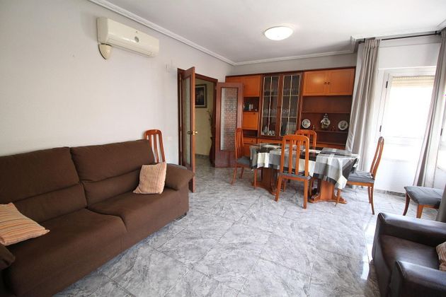 Foto 2 de Pis en venda a carretera Villavieja de 4 habitacions amb aire acondicionat