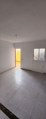 Foto 1 de Venta de piso en Adeje ciudad de 3 habitaciones con garaje