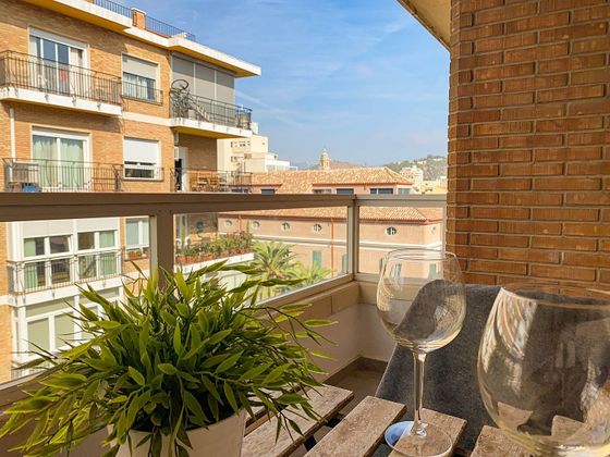 Foto 2 de Pis en venda a calle Linaje de 3 habitacions amb terrassa i balcó