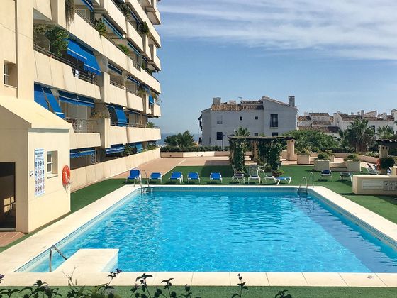 Foto 1 de Venta de piso en paseo Javier López de 2 habitaciones con terraza y piscina
