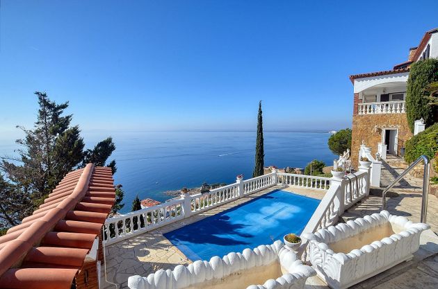 Foto 1 de Xalet en venda a Port Esportiu - Puig Rom - Canyelles de 4 habitacions amb terrassa i piscina