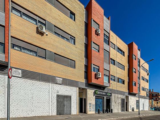Foto 1 de Pis en venda a Centro de Especialidades de 2 habitacions amb terrassa i garatge