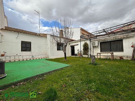 Foto 1 de Casa en venda a Horcajo de Santiago de 4 habitacions amb jardí i calefacció