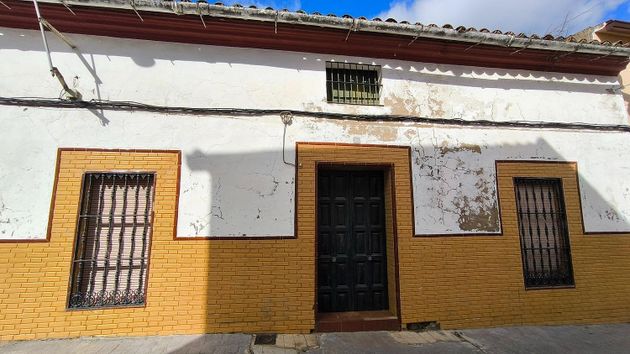 Foto 1 de Casa adosada en venta en calle España de 3 habitaciones y 162 m²