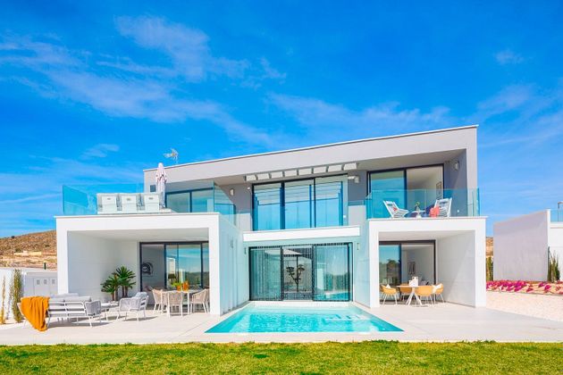 Foto 1 de Casa en venda a Baños y Mendigo de 4 habitacions amb terrassa i piscina