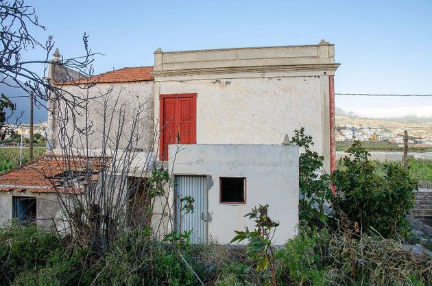 Foto 2 de Casa rural en venda a Llanos de Aridane (Los) de 4 habitacions amb jardí