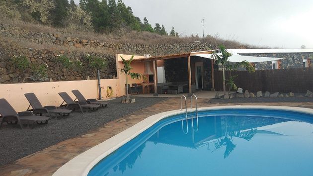 Foto 1 de Xalet en venda a Tijarafe de 2 habitacions amb terrassa i piscina