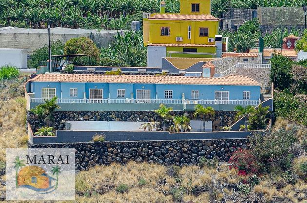 Foto 1 de Xalet en venda a Tijarafe de 4 habitacions amb terrassa i piscina