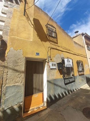 Foto 1 de Casa en venda a Chinchilla de Monte-Aragón de 4 habitacions amb jardí