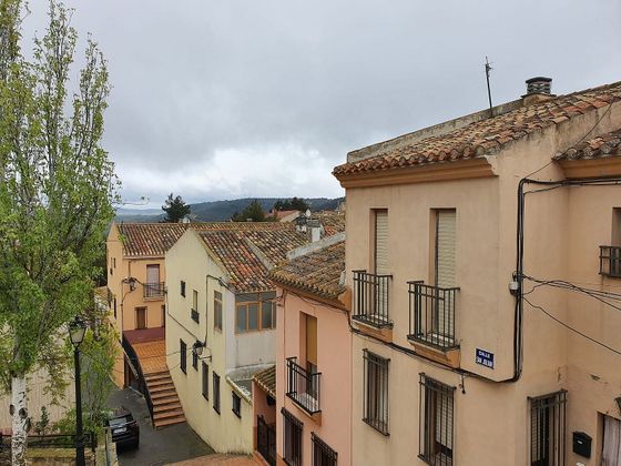 Foto 1 de Pis en venda a Chinchilla de Monte-Aragón de 3 habitacions amb balcó