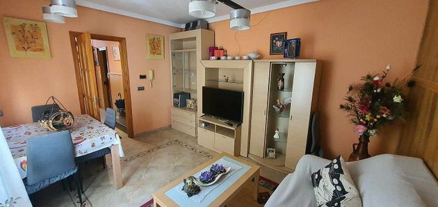 Foto 1 de Casa en venta en Chinchilla de Monte-Aragón de 3 habitaciones con terraza y calefacción