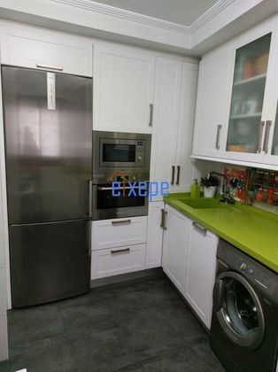 Foto 2 de Pis en venda a Sestao de 3 habitacions amb garatge i calefacció