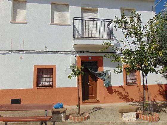Foto 1 de Casa en venda a calle Ronda de 4 habitacions amb terrassa