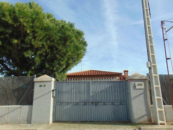 Foto 2 de Xalet en venda a Alcaudete de la Jara de 2 habitacions amb terrassa i piscina