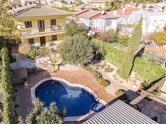 Foto 2 de Xalet en venda a Torrelles de Foix de 5 habitacions amb terrassa i piscina