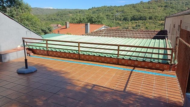 Foto 2 de Chalet en venta en Santibáñez de la Sierra de 3 habitaciones con terraza y calefacción