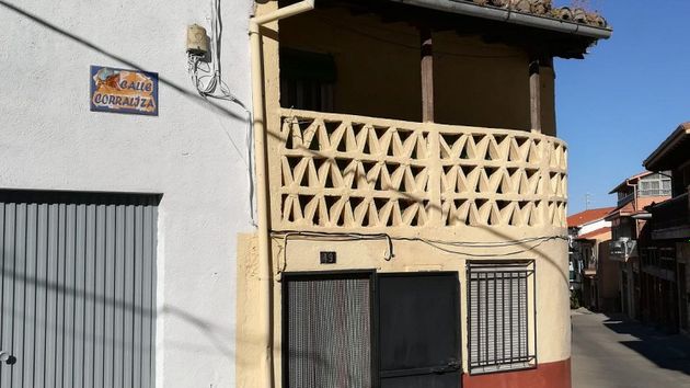 Foto 1 de Casa en venda a Gargantilla de 2 habitacions amb balcó