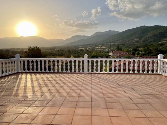 Foto 2 de Xalet en venda a Aldeanueva del Camino de 4 habitacions amb terrassa i garatge