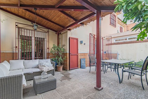 Foto 1 de Venta de casa en Cerrillo de Maracena - Periodistas de 3 habitaciones con garaje y jardín