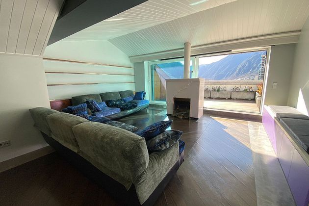 Foto 1 de Ático en venta en Escaldes, les de 2 habitaciones con terraza y garaje