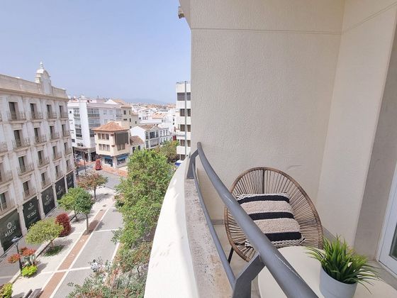 Foto 1 de Alquiler de piso en calle Real de 2 habitaciones con terraza y muebles