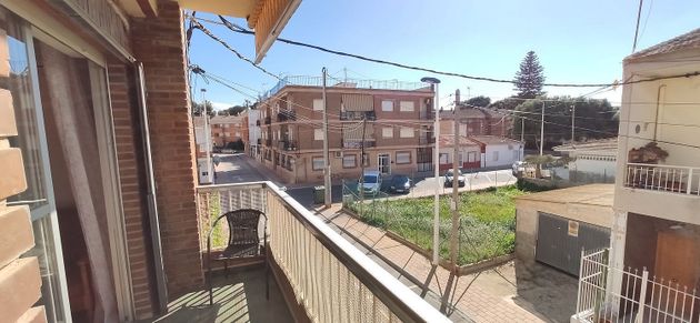 Foto 2 de Piso en venta en Lo Pagán de 3 habitaciones con terraza y balcón